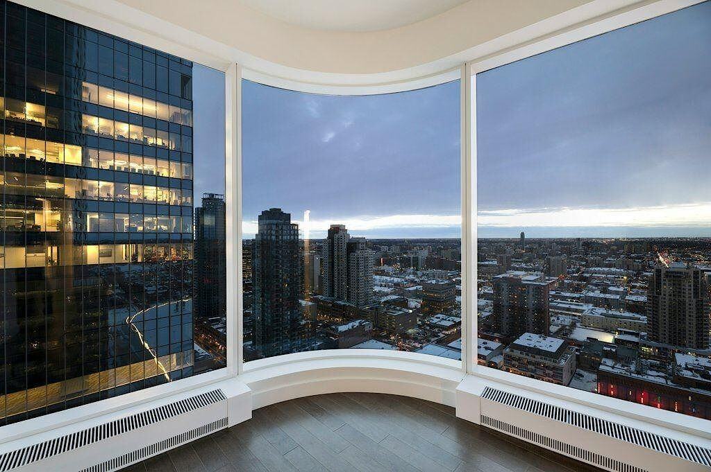 Legends Condos - Photo 3 of 16