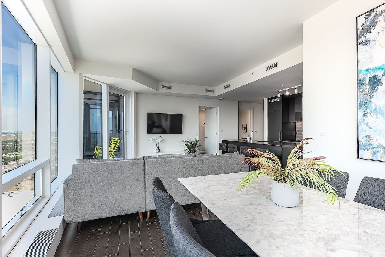 Legends Condos - Photo 5 of 16