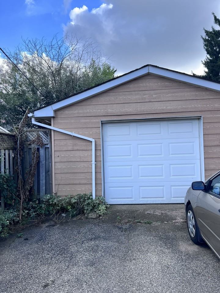 9 General Drive, Kitchener - Photo 2 of 24