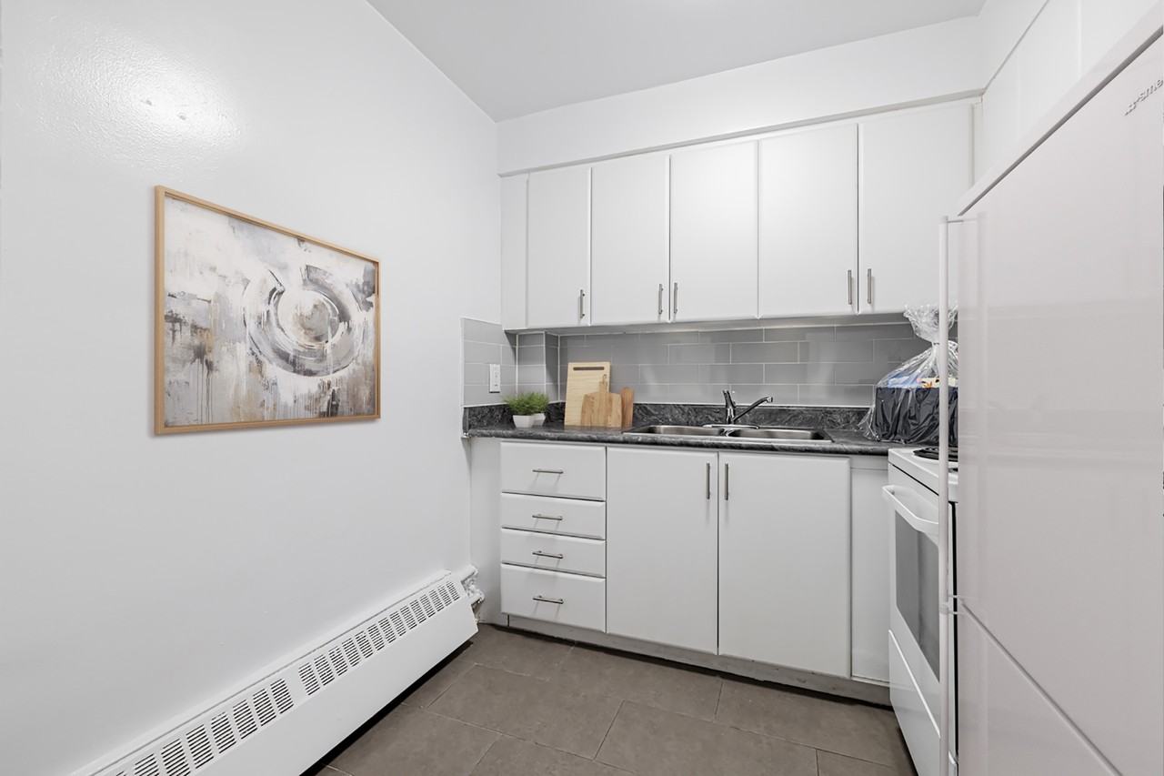 3444 Keele Street - Photo 5 of 9