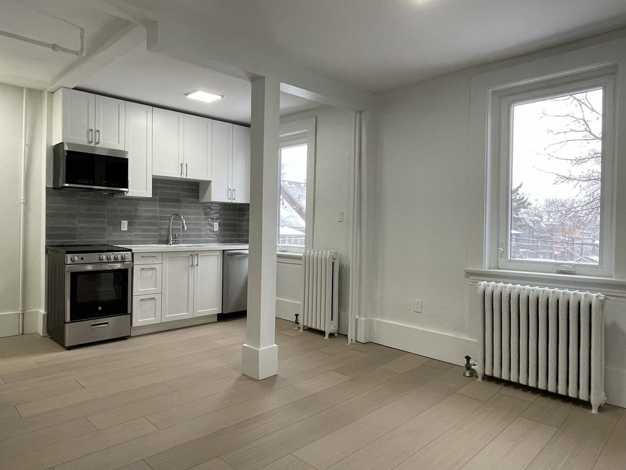 310 Roncesvalles Avenue - Photo 4 of 10