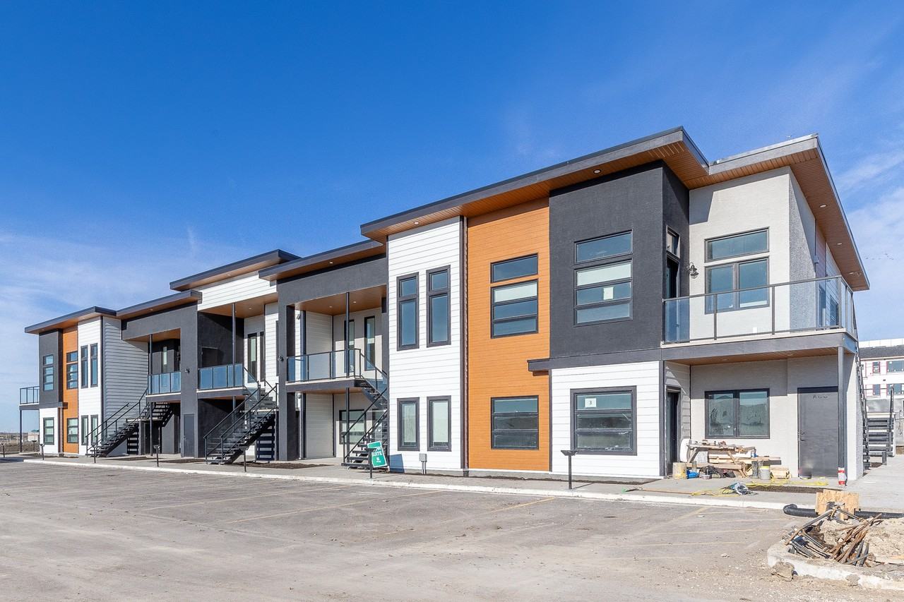 Ellington Flats & Towns - Photo 6 of 50