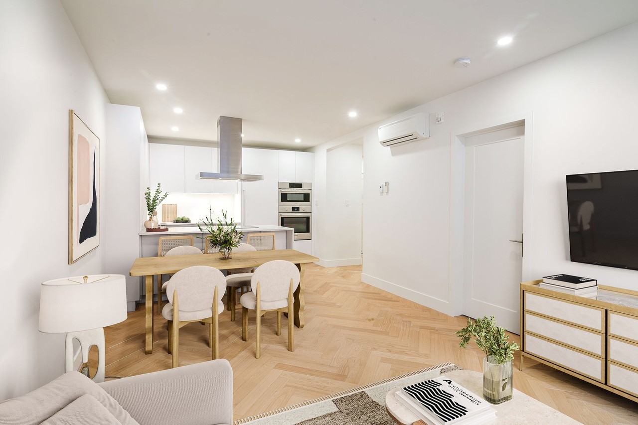 266 Lansdowne Avenue - Photo 3 of 50