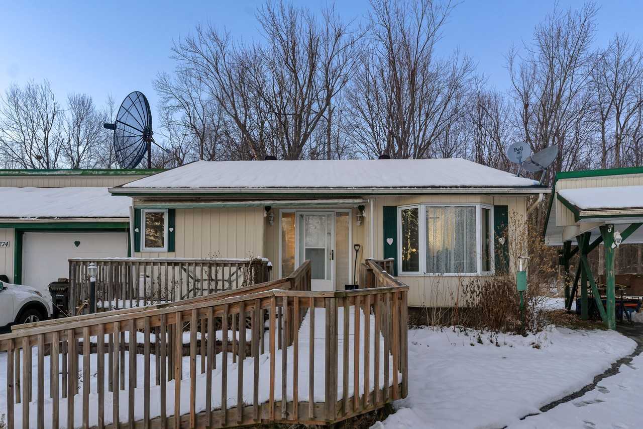 4274 Orkney Beach Rd, Ramara, ON L3V 0S1 - Photo 2 of 40