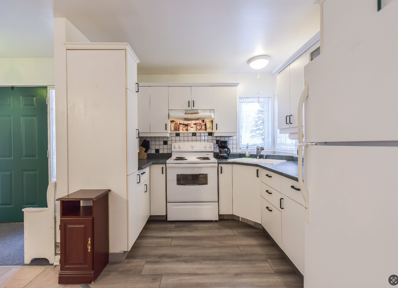 4274 Orkney Beach Rd, Ramara, ON L3V 0S1 - Photo 6 of 40