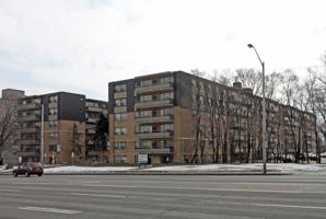 featured image of 2231 Eglinton Ave E