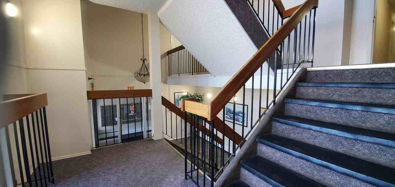 Westlock Manor - Photo 7 of 32