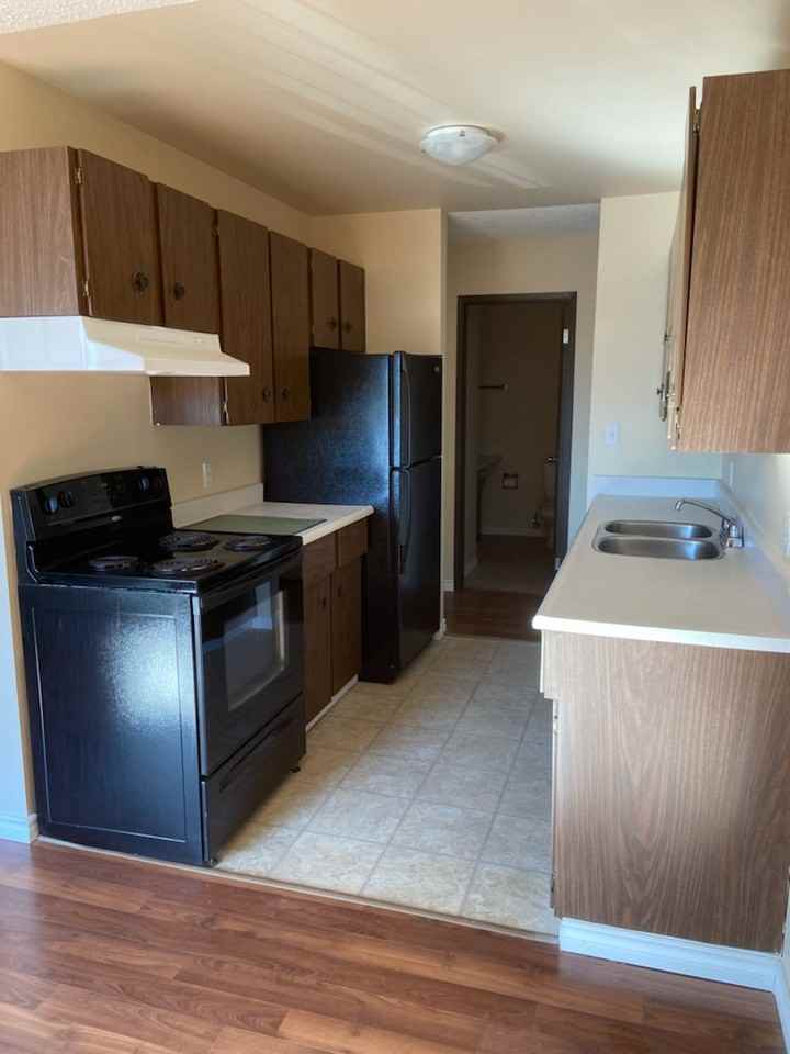 Willowbend Apartment - Photo 7 of 9