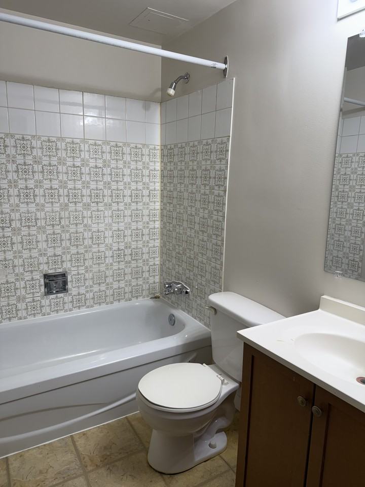 Calahoo Court - Photo 5 of 27