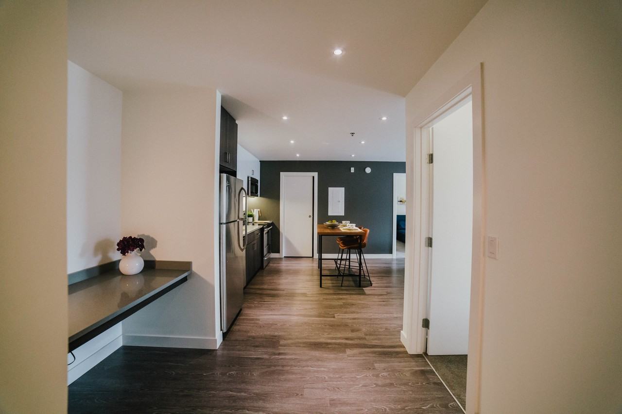 The Spot At Tuxedo Point - Photo 4 of 26