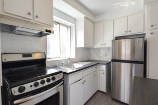 4570-4590 Queen Mary - Photo 1 of 1