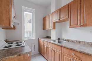 2045 Lambert-Closse - Photo 1 of 1