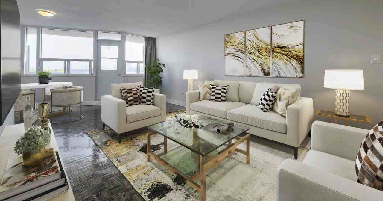 6151 Bathurst St - Photo 3 of 9