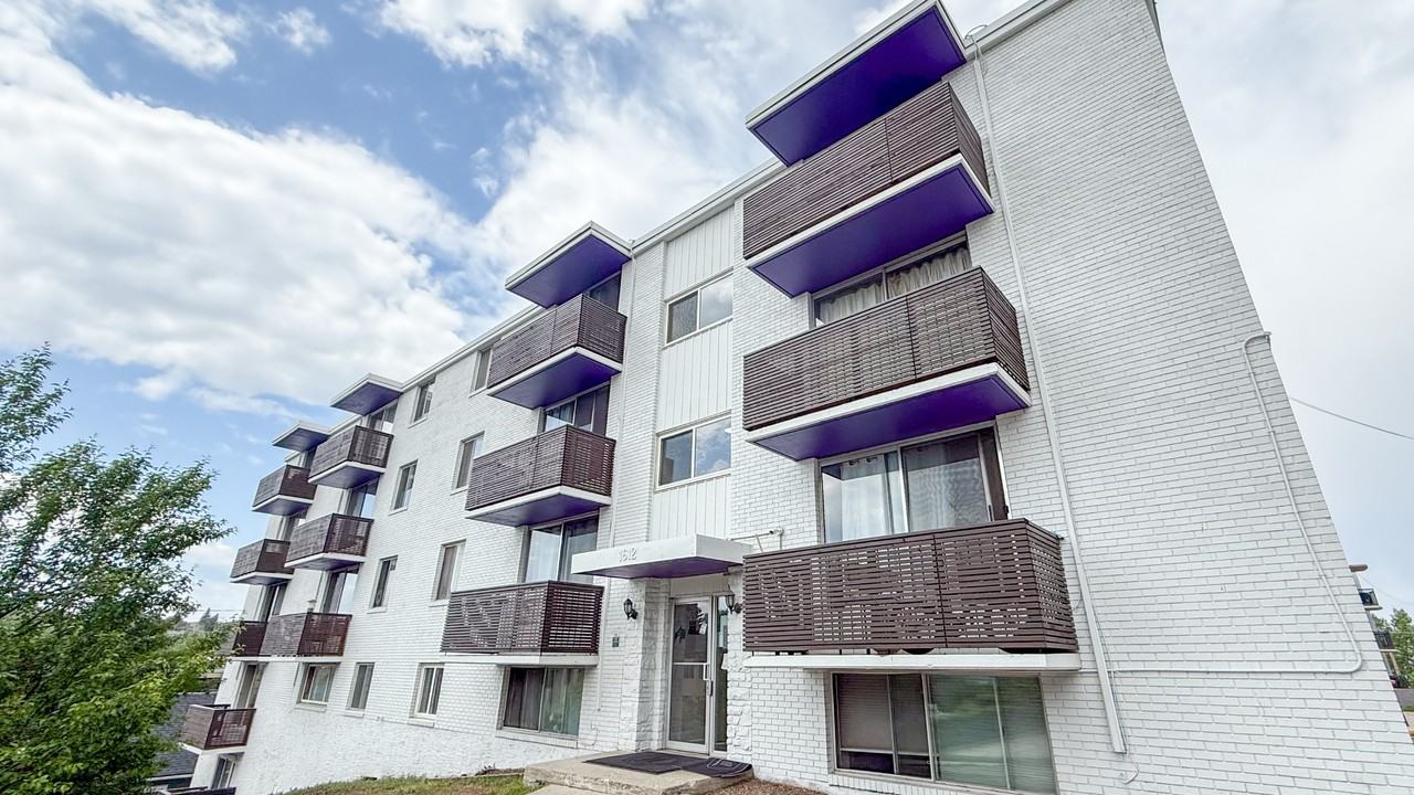 1612 Apartments - Photo 3 of 14