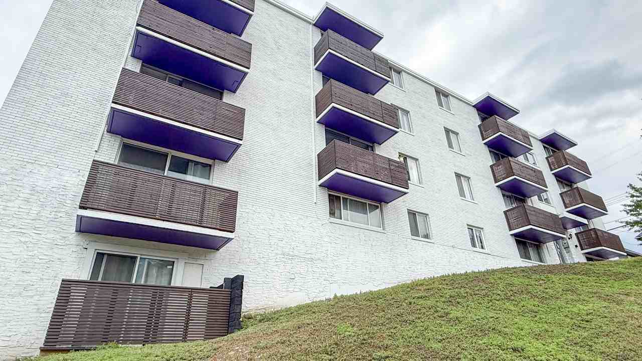 1612 Apartments - Photo 4 of 14