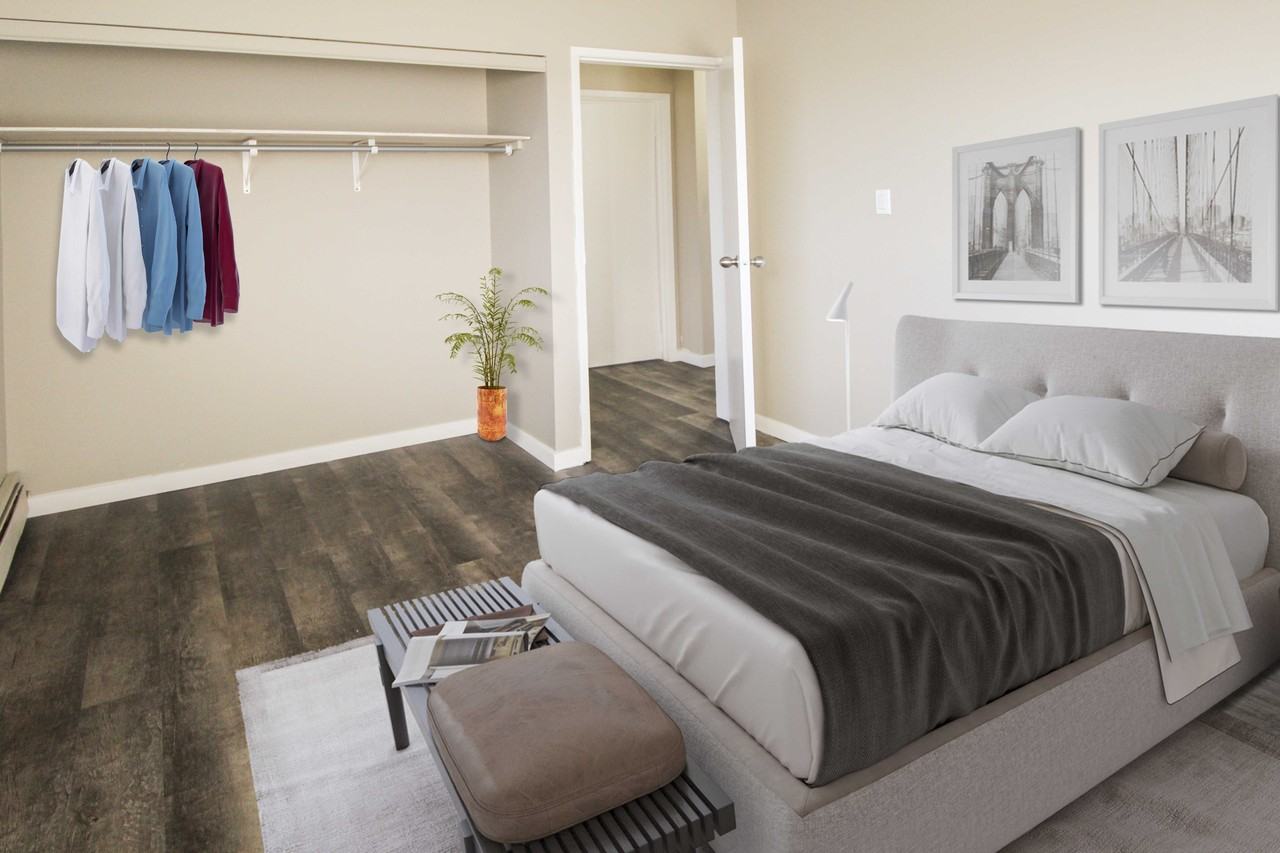 Sano Manor - Photo 3 of 15