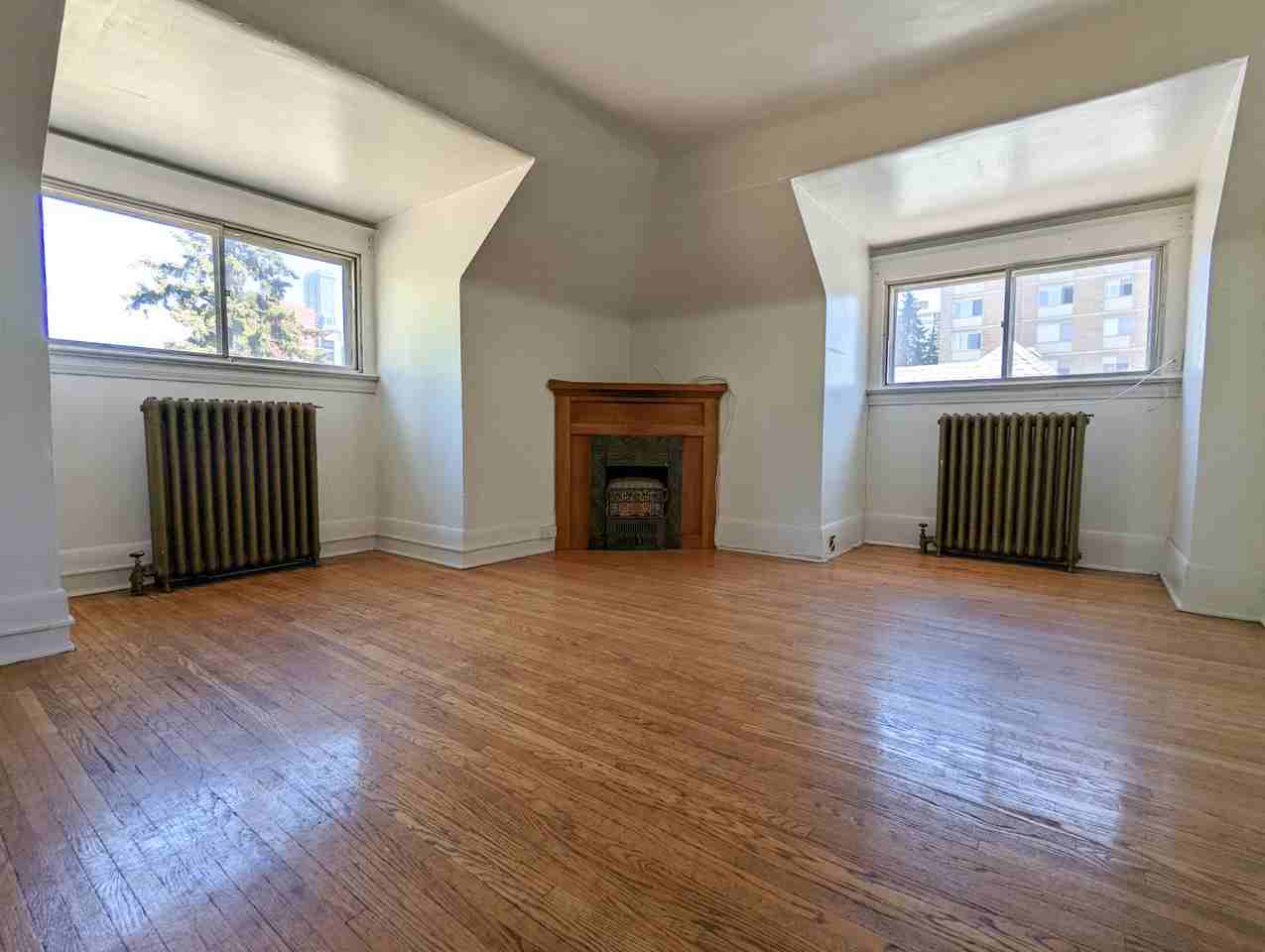 Tyrone Heritage Residences - Photo 2 of 12