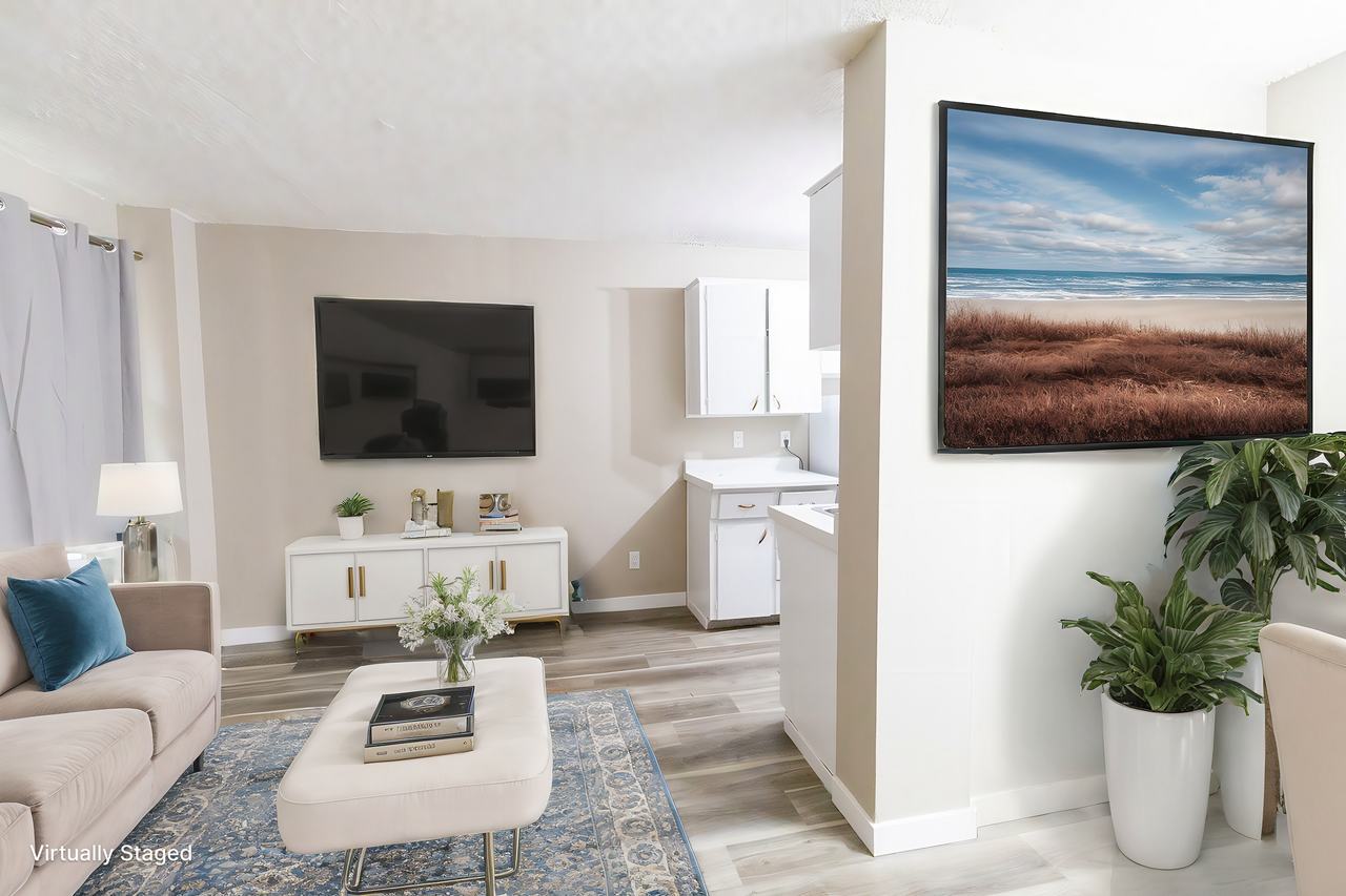 North 17th Apartments - Photo 4 of 20