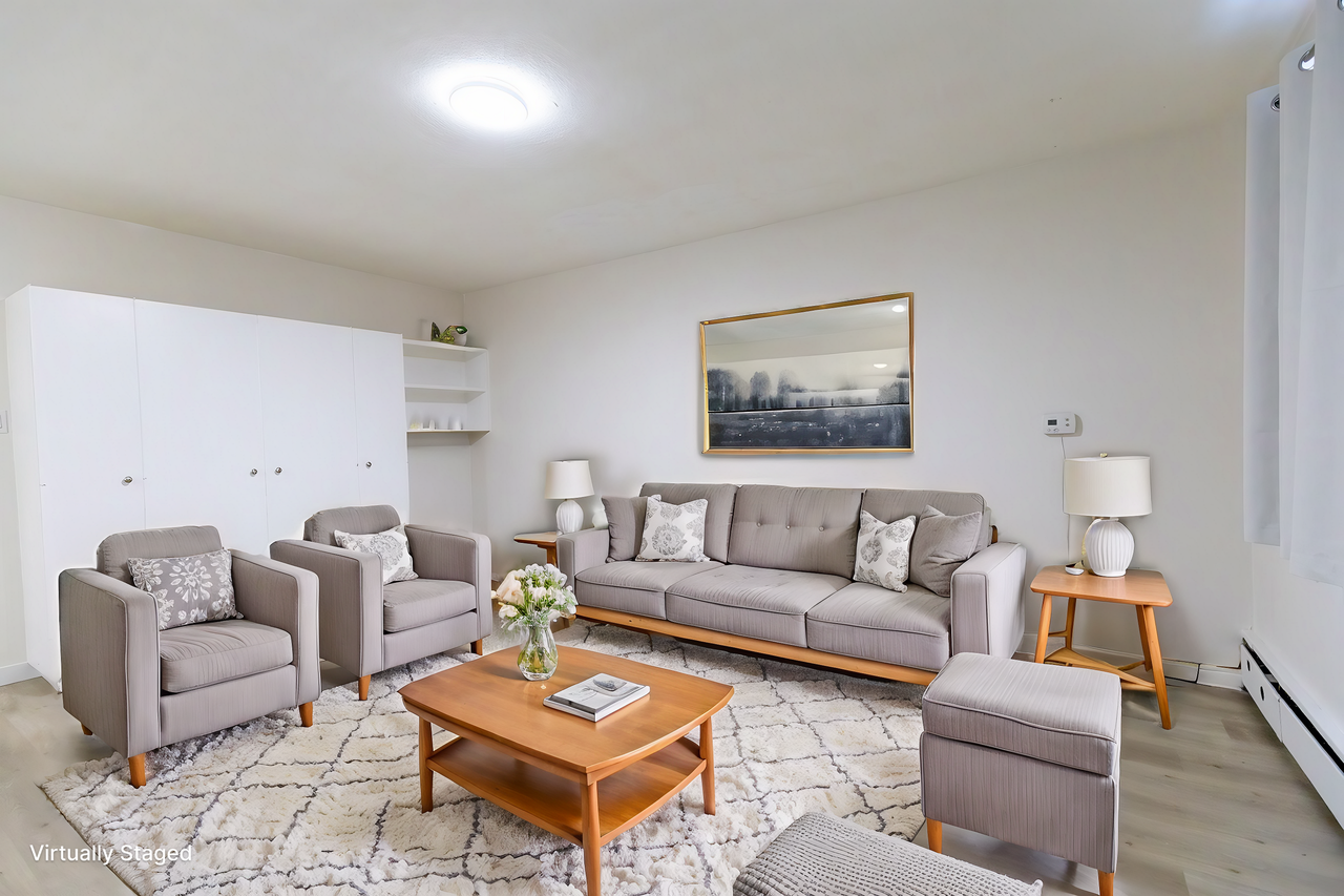 1711 Mount Royal Apartments - Photo 3 of 20