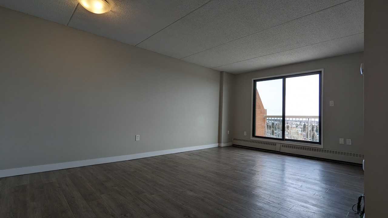 International Mountainview Apartments - Photo 5 of 20