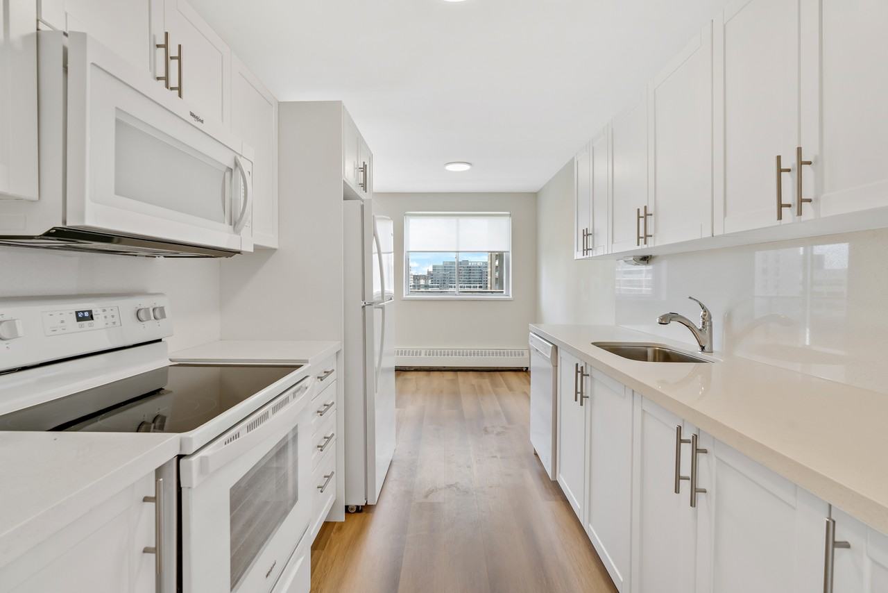 329 The West Mall - Photo 5 of 13