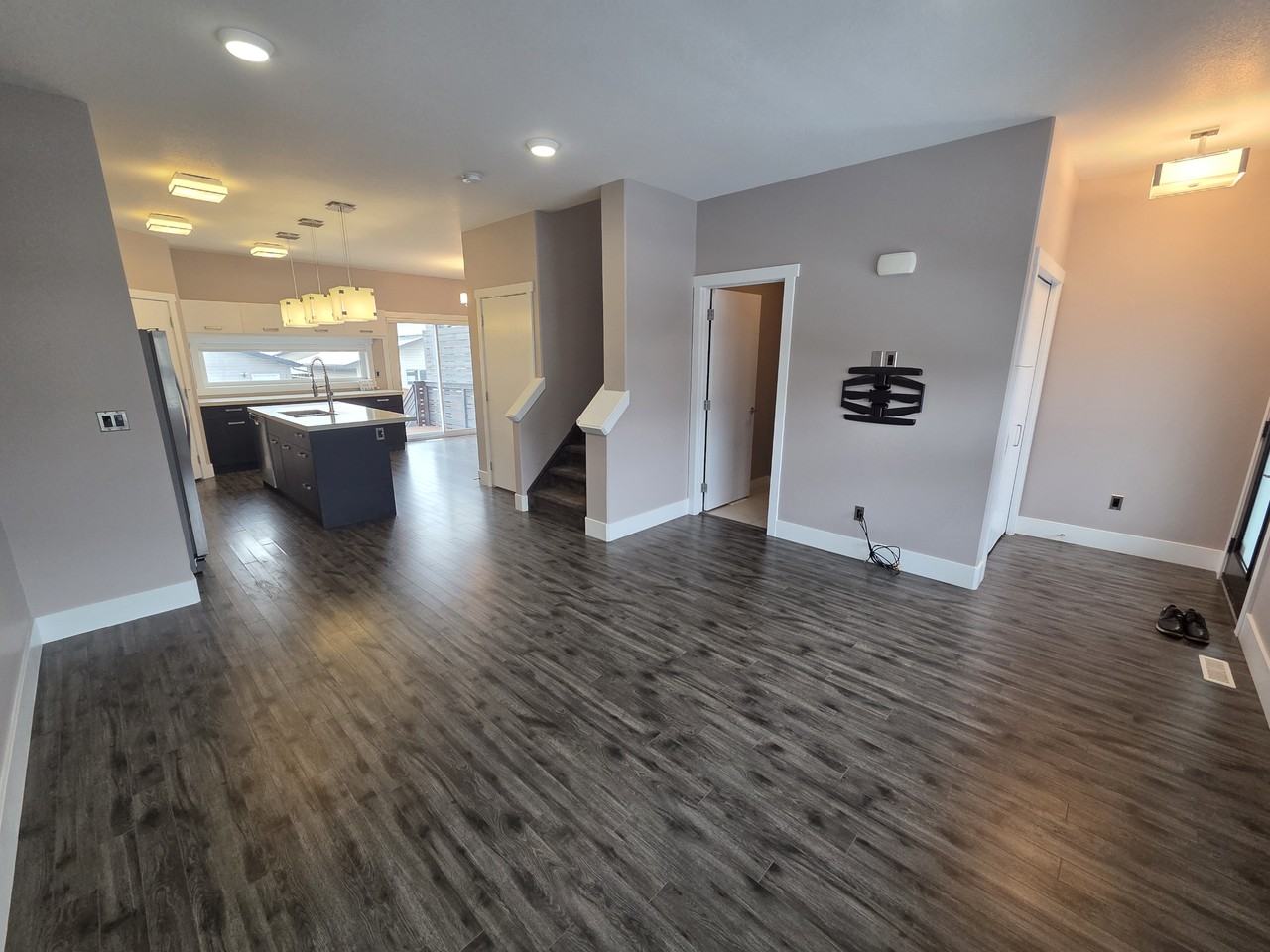 343 Marlatte Street - Photo 3 of 21