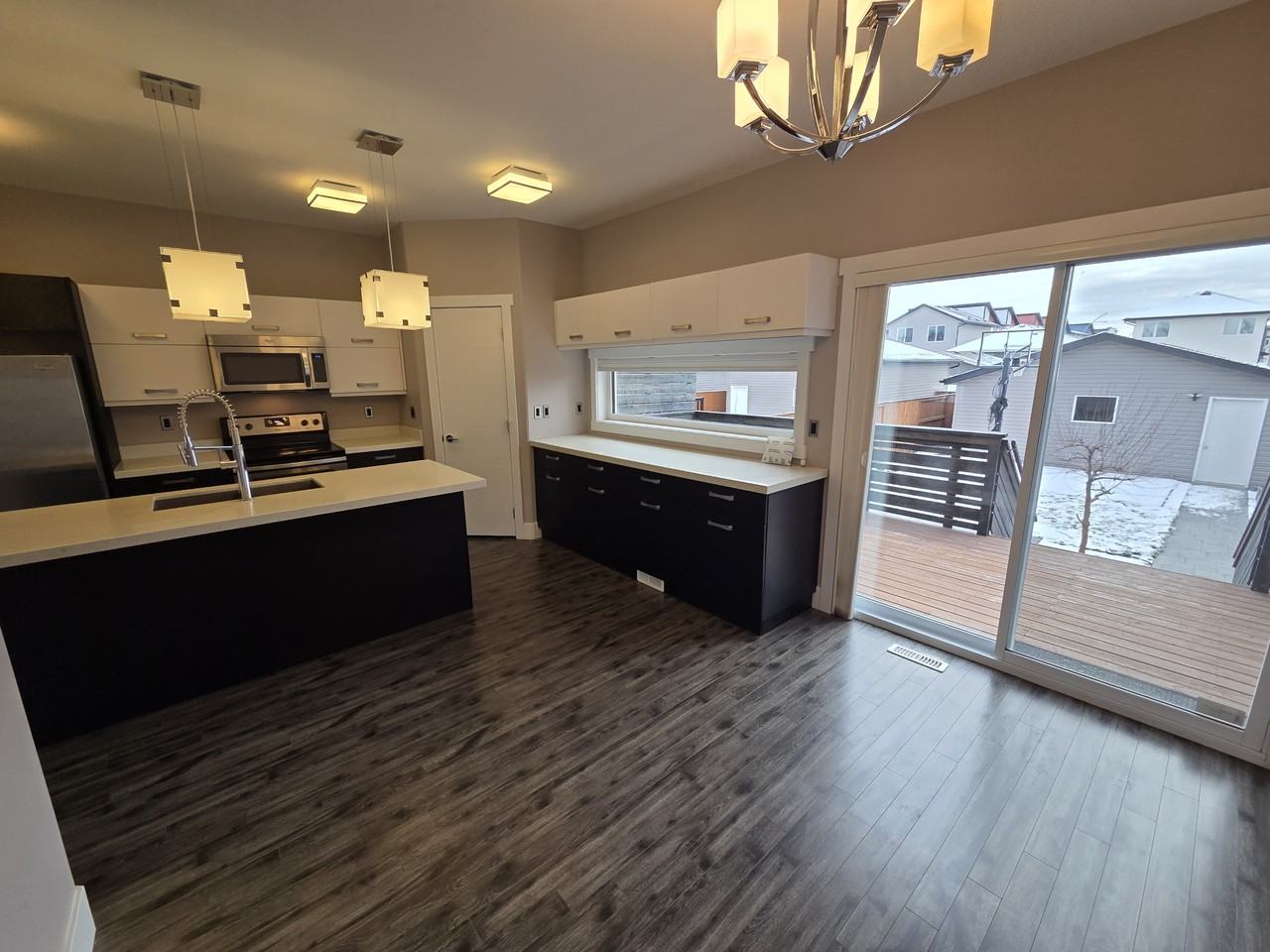 343 Marlatte Street - Photo 6 of 21