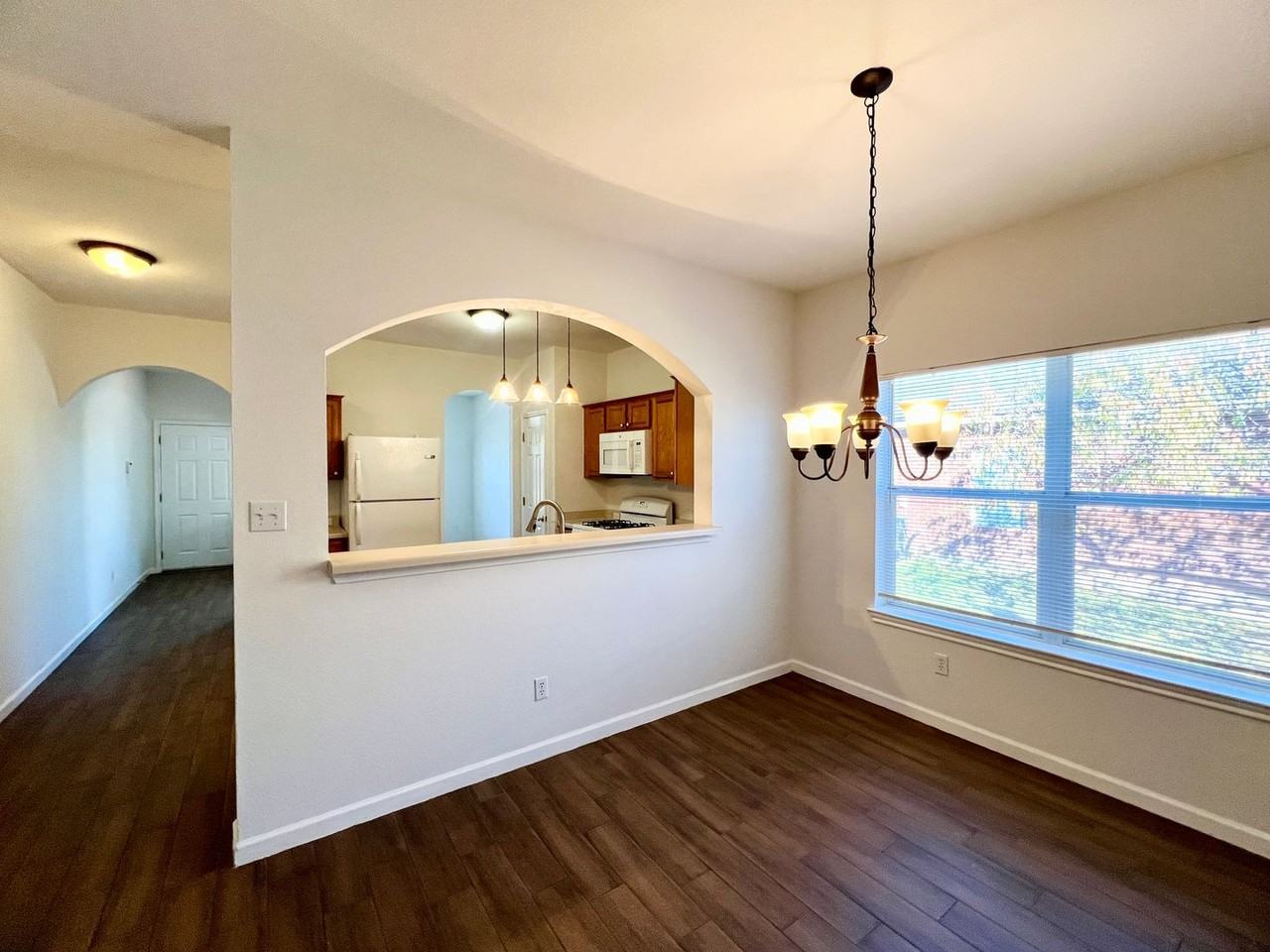 804 Northcreek Blvd - Photo 7 of 16