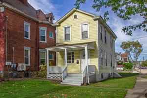 featured image of 331 Franklin Avenue