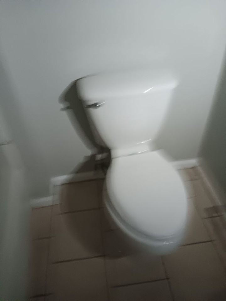 208 Ne Cedar Ct - Photo 3 of 17