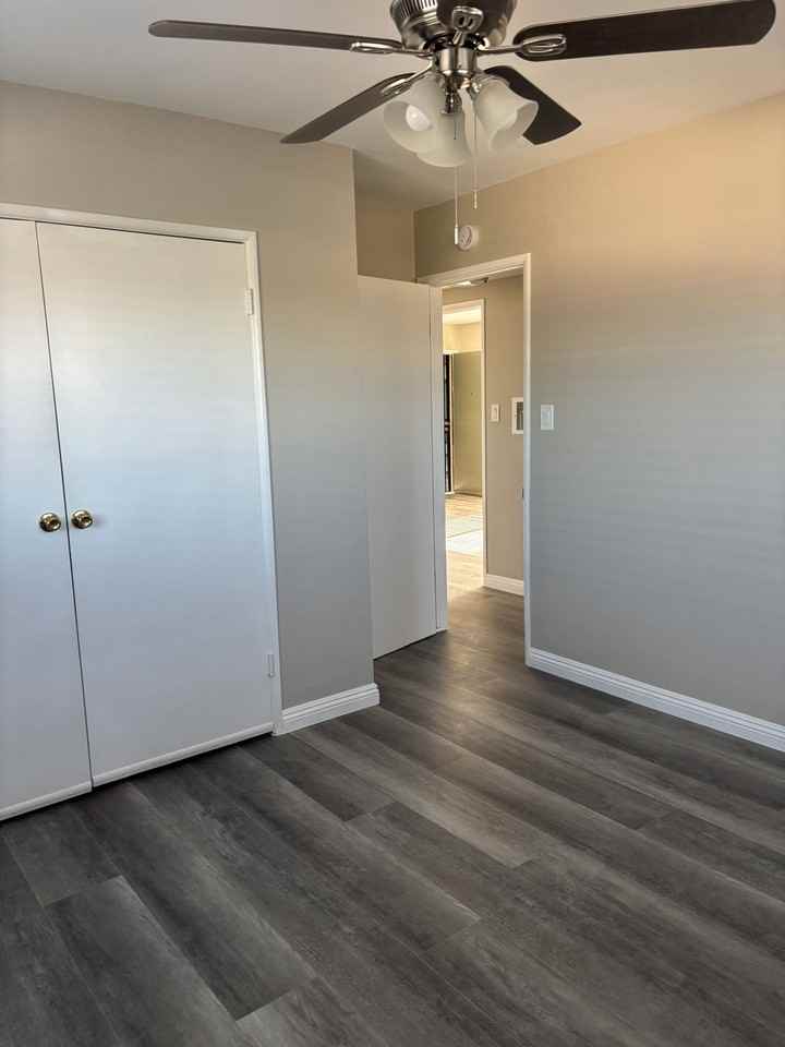 10247 La Reina Ave - Photo 6 of 10