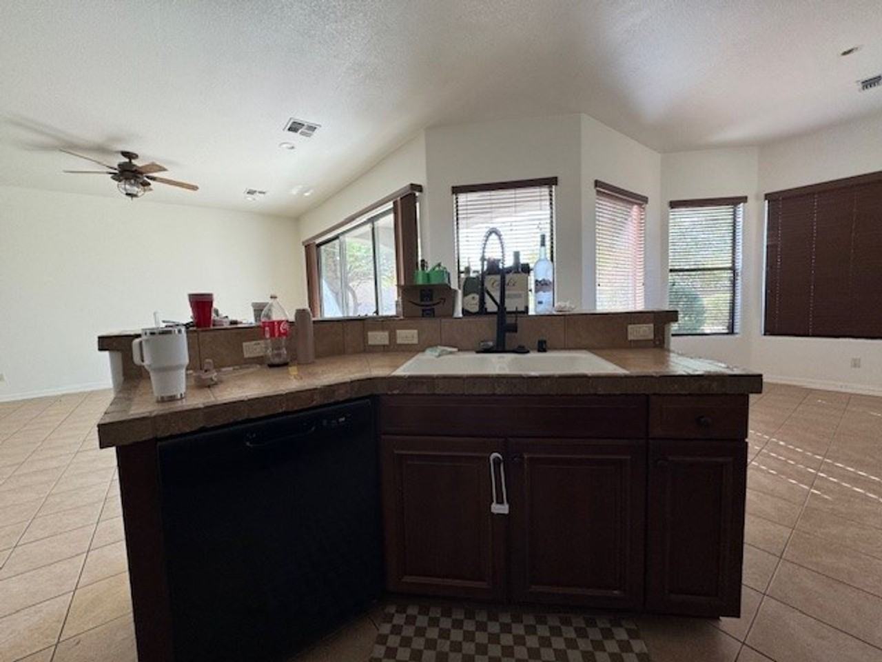 2806 Fort Mojave Dr - Photo 6 of 41
