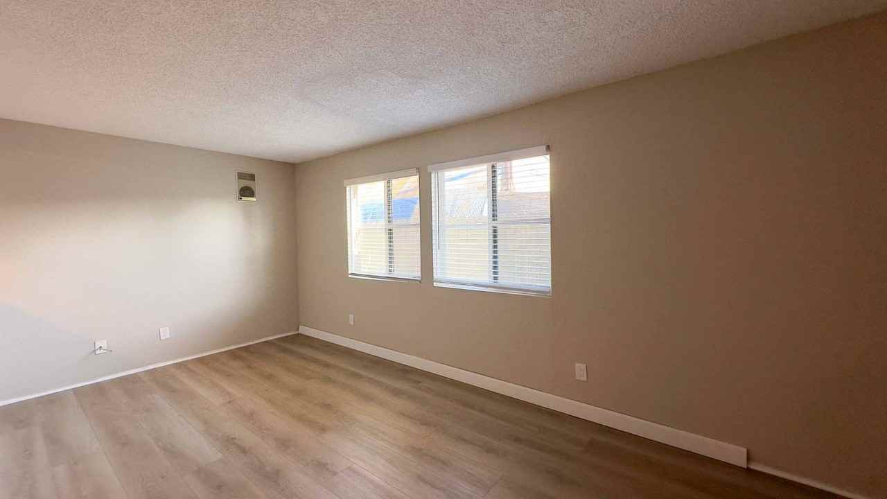 SF Texas St - Photo 3 of 33