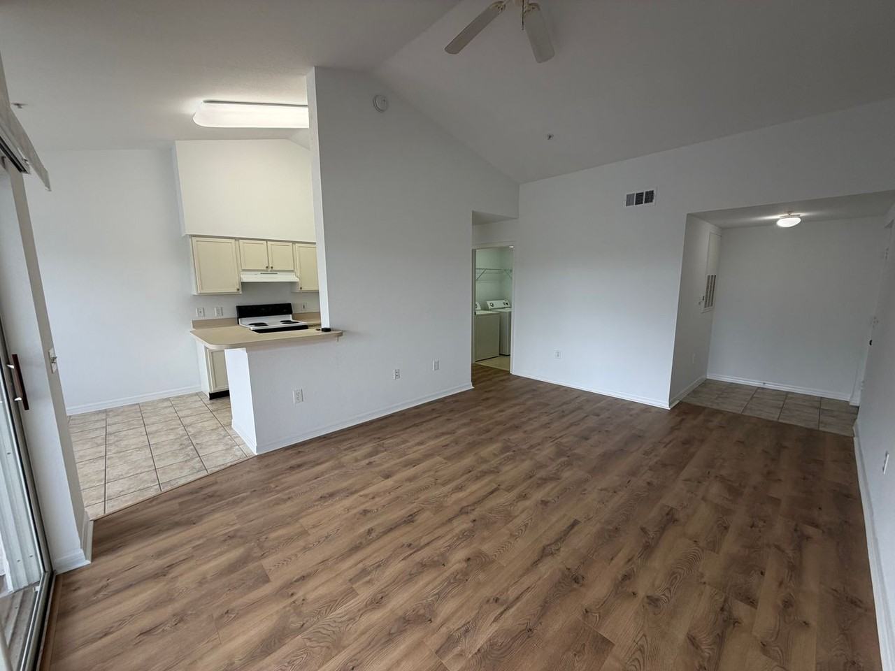 7915 Preserve Cir - Photo 2 of 21