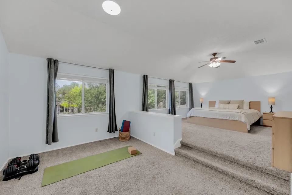 16914 Dorman Drive - Photo 3 of 39