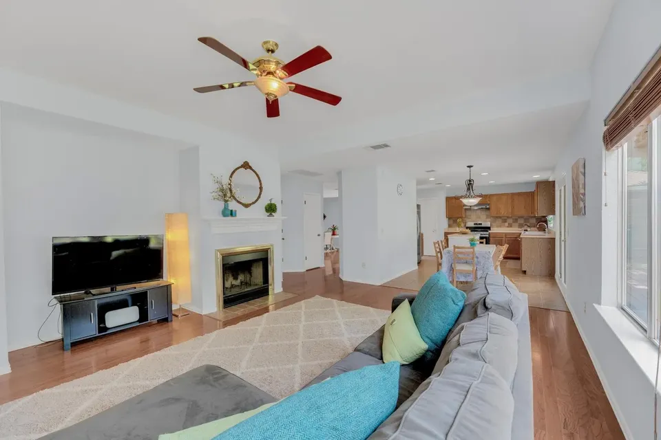 16914 Dorman Drive - Photo 2 of 39