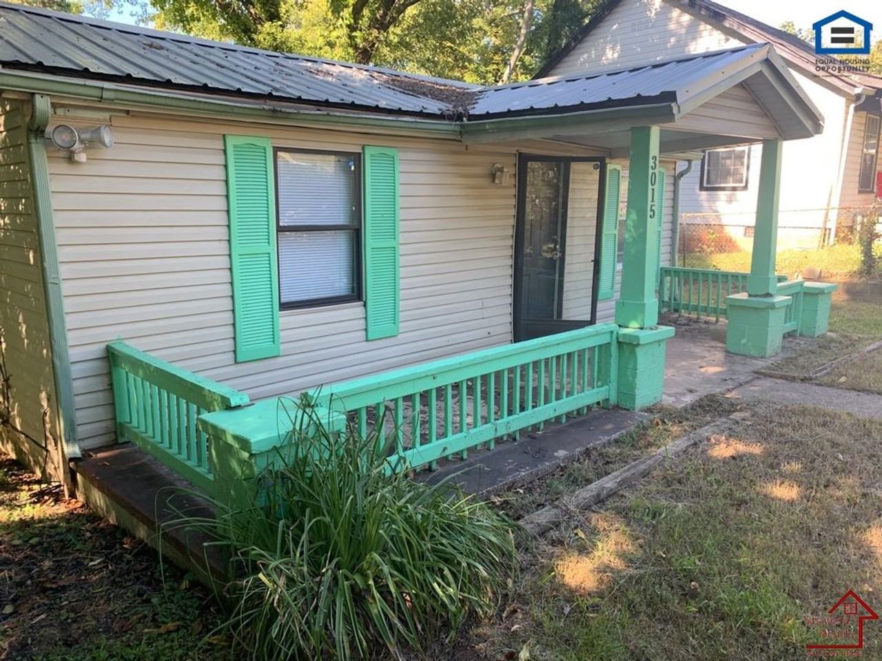 3015 Sunset Ave - Photo 4 of 25