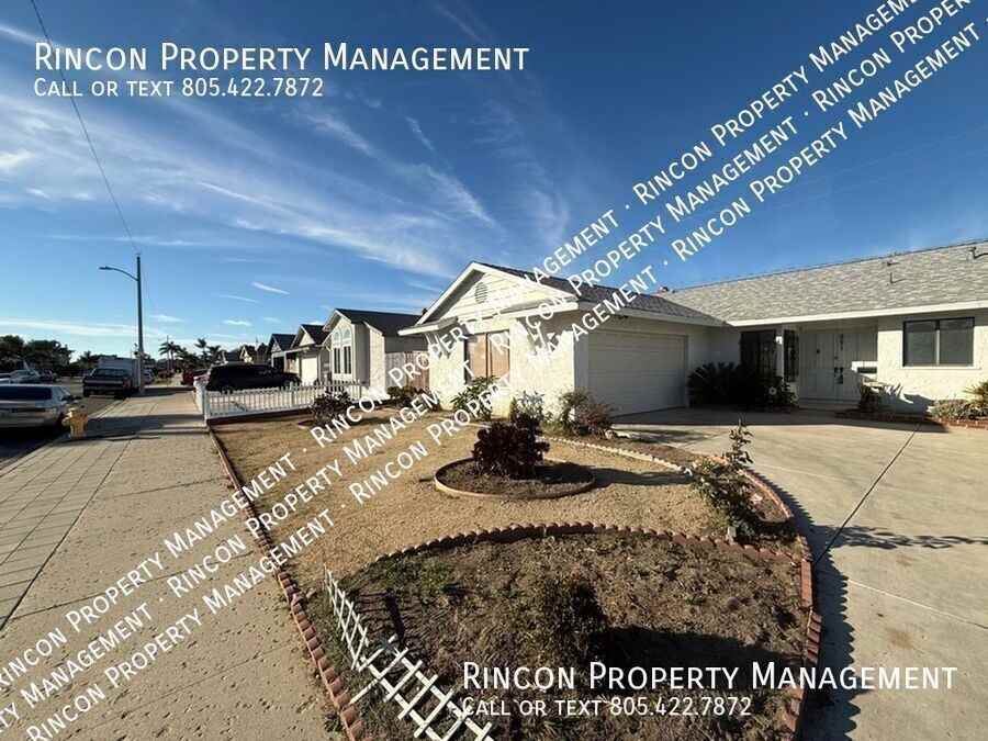 951 W Olive St - Photo 3 of 25