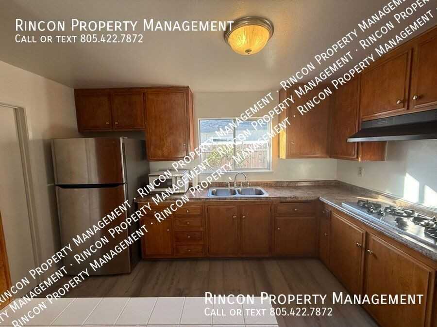 951 W Olive St - Photo 5 of 25