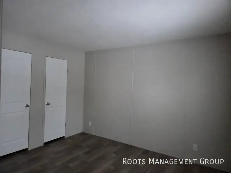 208 Carriage Lane Est #208 - Photo 2 of 10