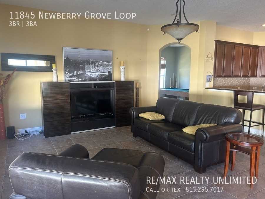 11845 Newberry Grove Loop - Photo 6 of 30