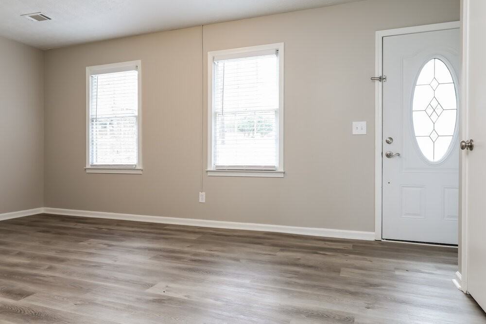 3112 Dempsey Pl - Photo 4 of 17