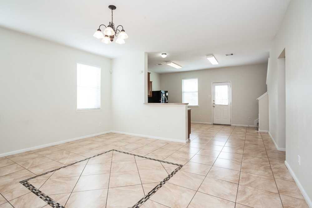 4838 Montclair Hill Ln - Photo 2 of 15