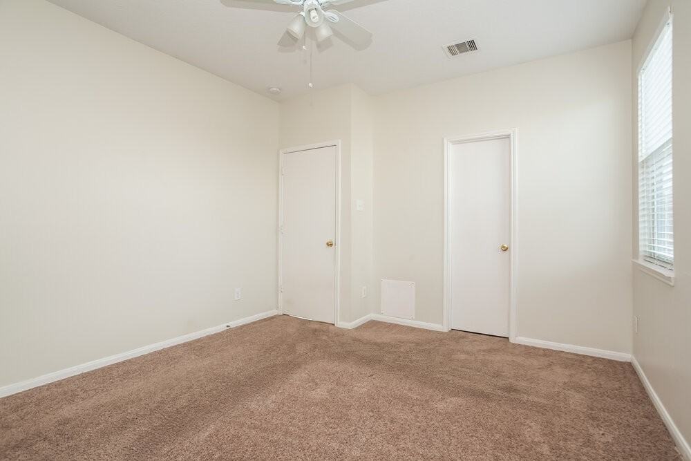 4838 Montclair Hill Ln - Photo 5 of 15