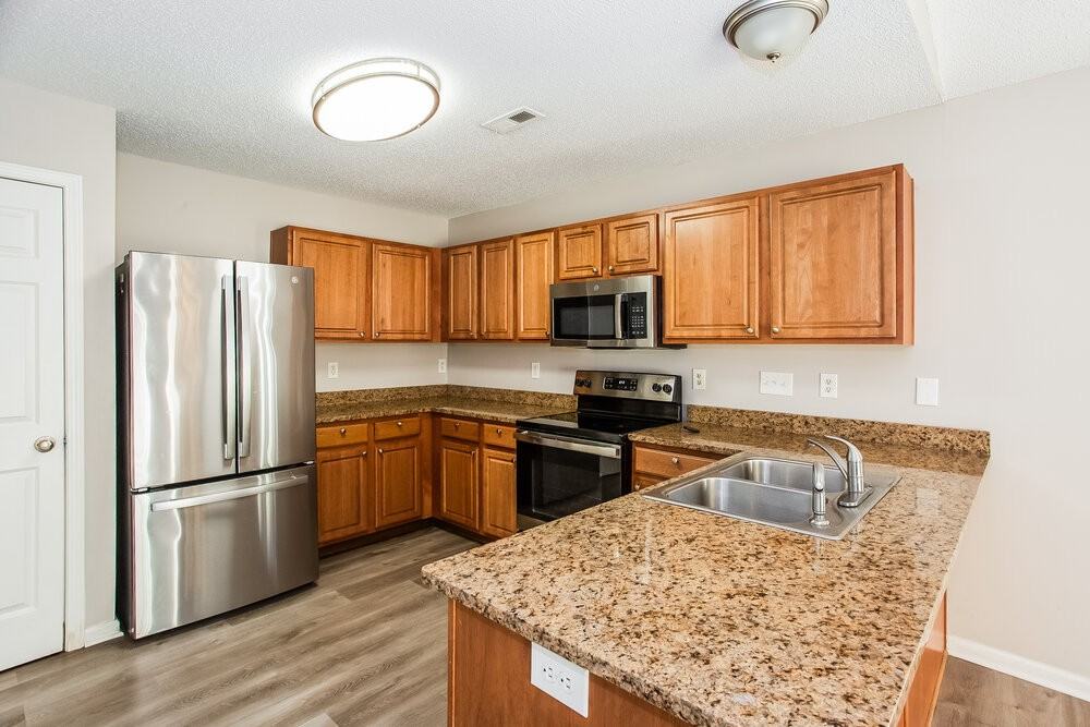 234 Glencroft Dr #21 - Photo 7 of 16