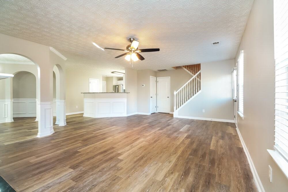 1134 Gable Ter - Photo 4 of 17