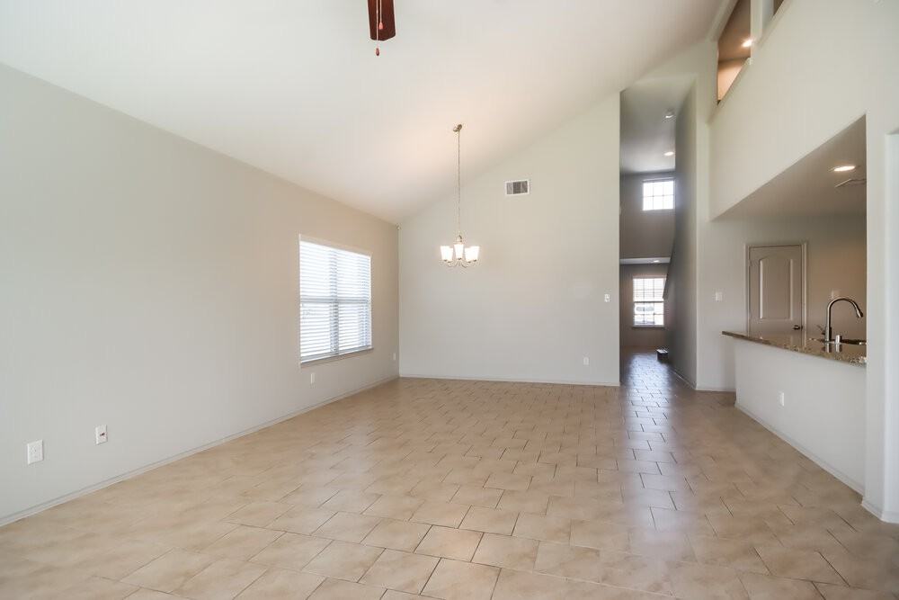 2602 Ski Lodge Dr - Photo 6 of 20