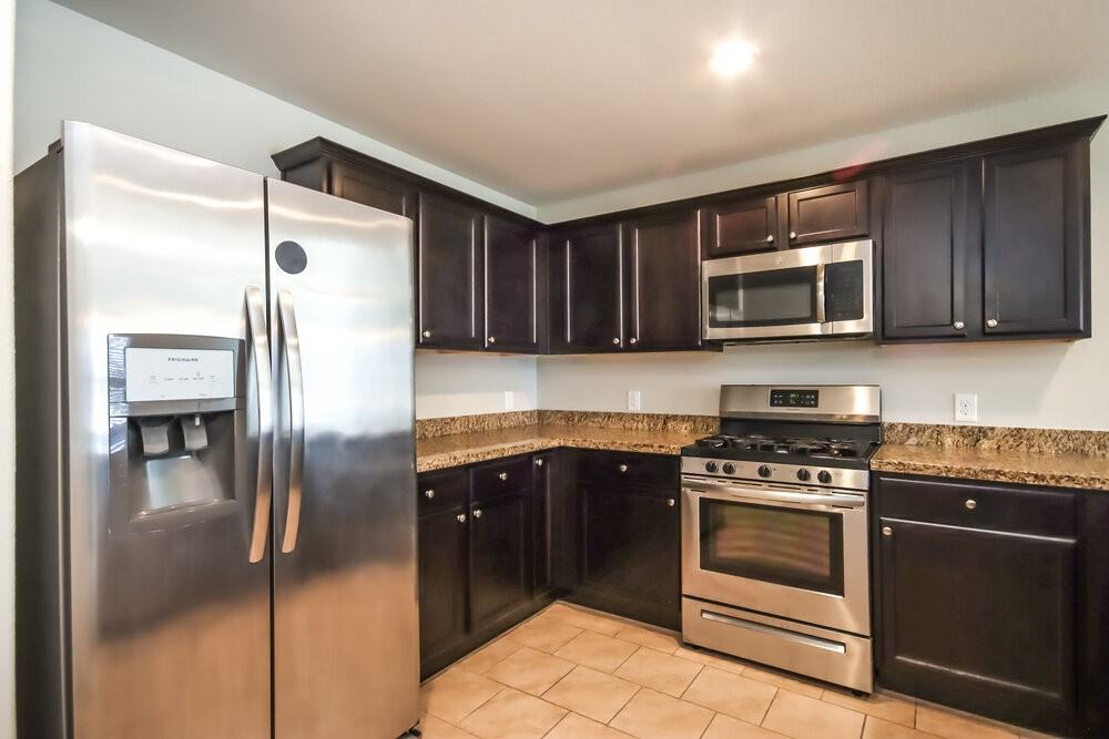 2602 Ski Lodge Dr - Photo 7 of 20