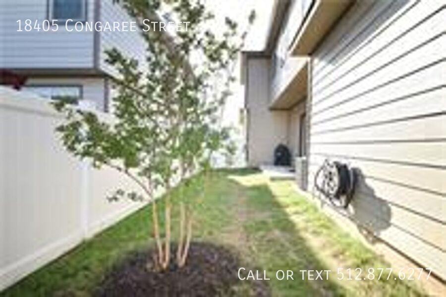 18405 Congaree St - Photo 5 of 32