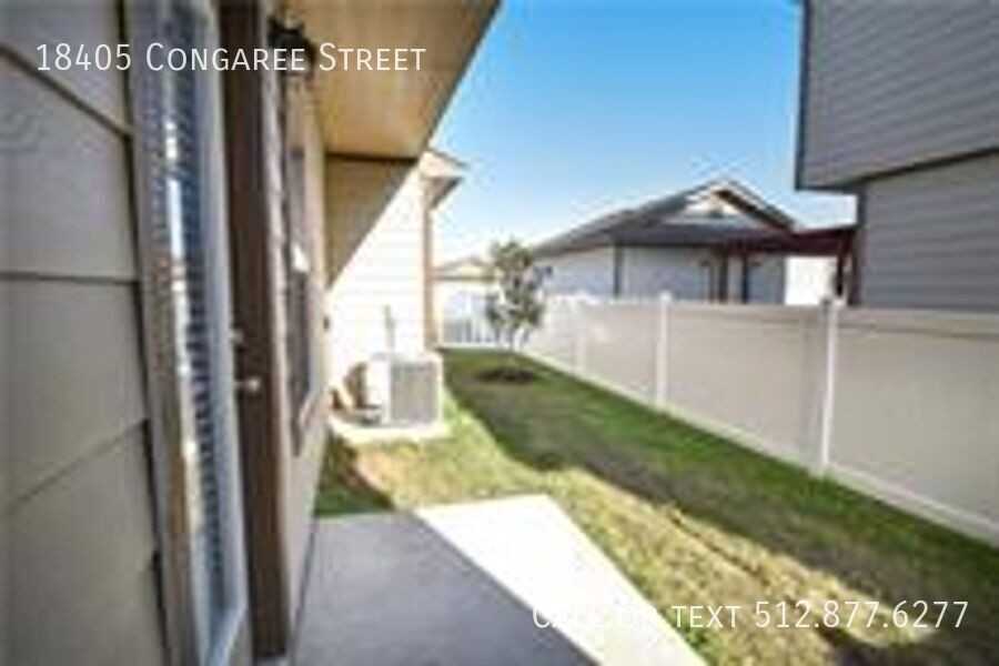 18405 Congaree St - Photo 6 of 32